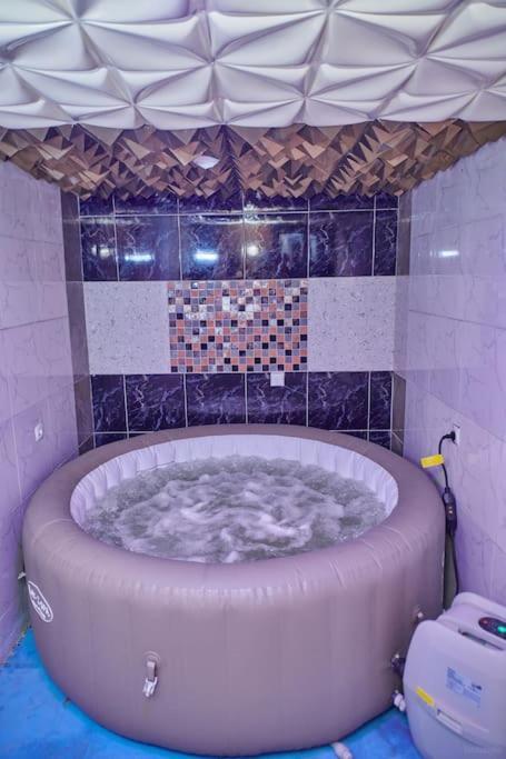 Ninja House Studio Chic Le Turquois Dore ياوندي المظهر الخارجي الصورة